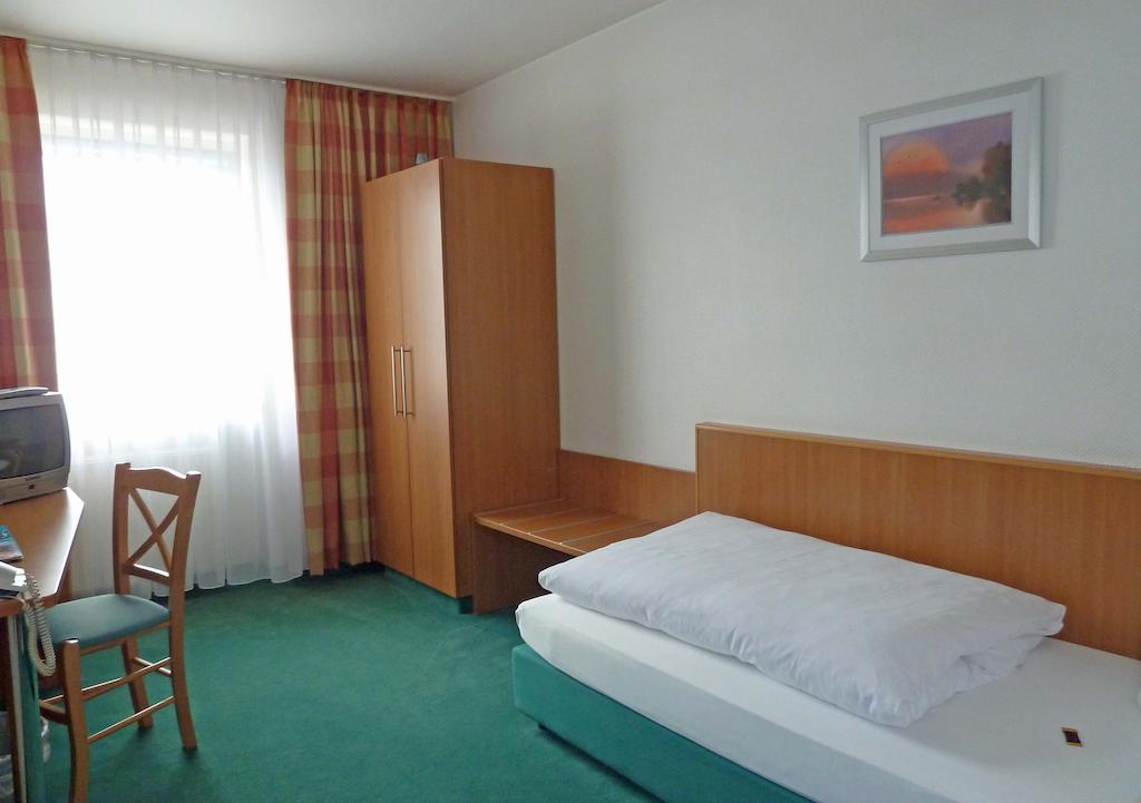 Landhotel Sulzbacher Hof Sulzbach  Værelse billede